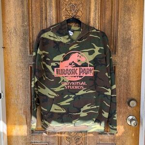 Jurassic Park Camoflauge Universal Studios Hoodie Sweatshirt Size Small